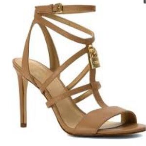 MICHAEL Michael Kors Berkley t-strap sandals size 9 NEW
